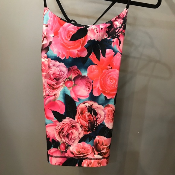 Lululemon Dancing Warrior Tank in Secret Garden Floral Print Tank Top 8 - Picture 5 of 7